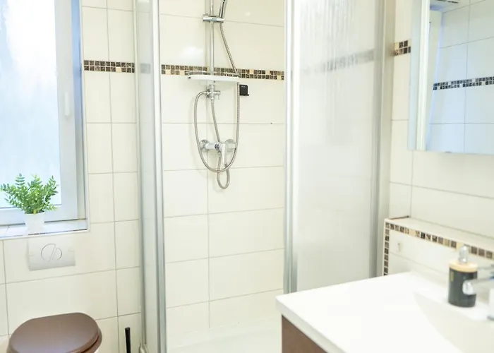 Greentreehomes - Herzstueck Kirsche- Im Zentrum Coburgs